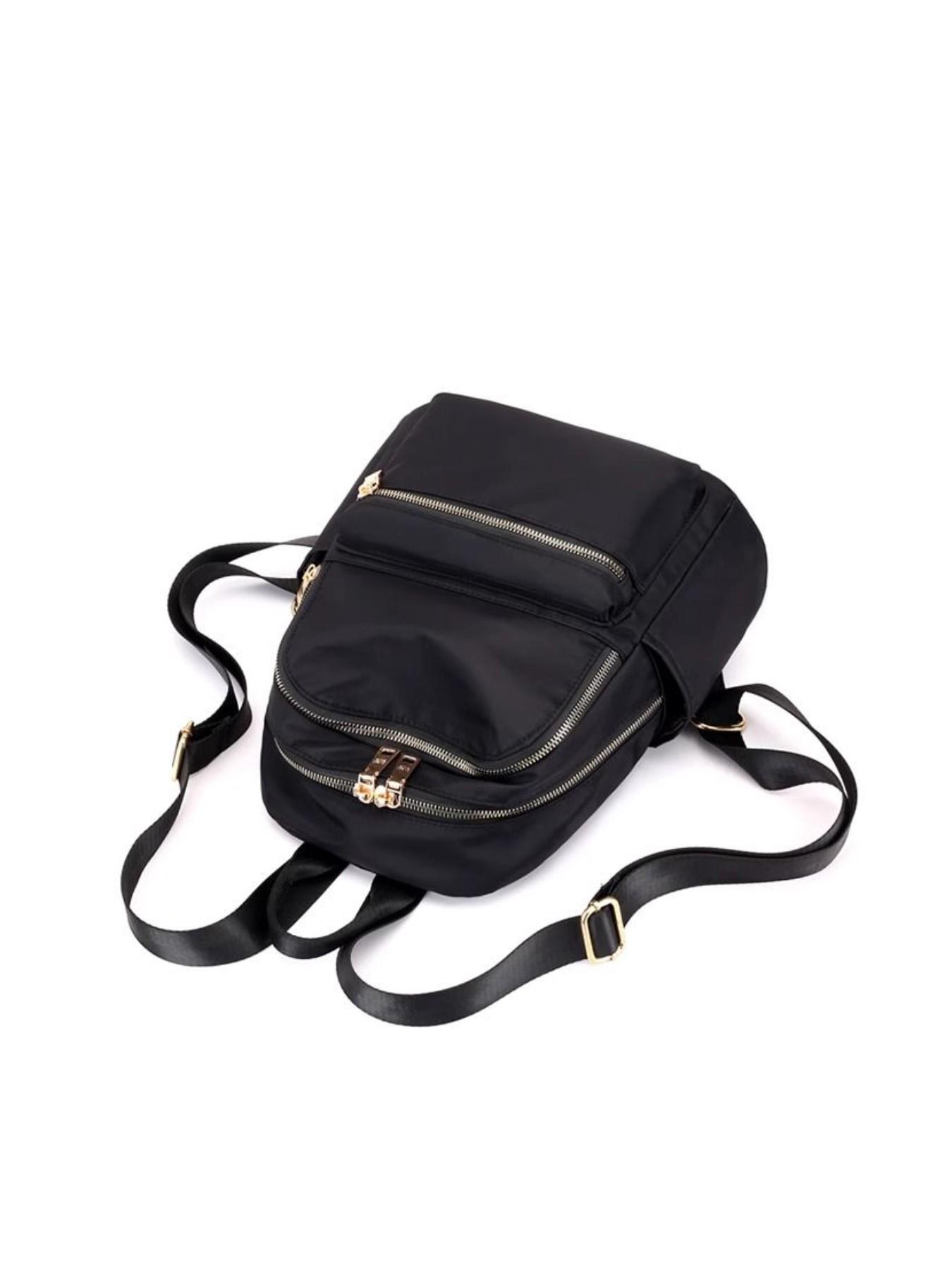 Trendy and versatile backpack, casual and fashionable backpack, textured solid color Lightweight Durable Backpack, suitable for students to use in class, commuting and other scenarios.