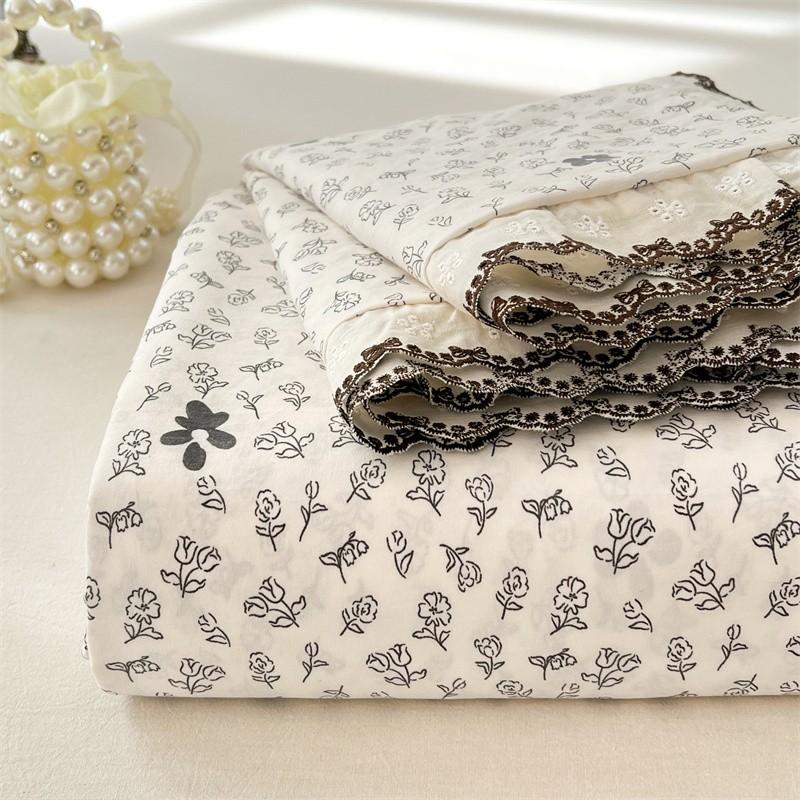 High-Quality Floral Sheet, Soft and Breathable, Lightweight, Suitable for All Seasons, Ideal for Bedroom and Guest Room