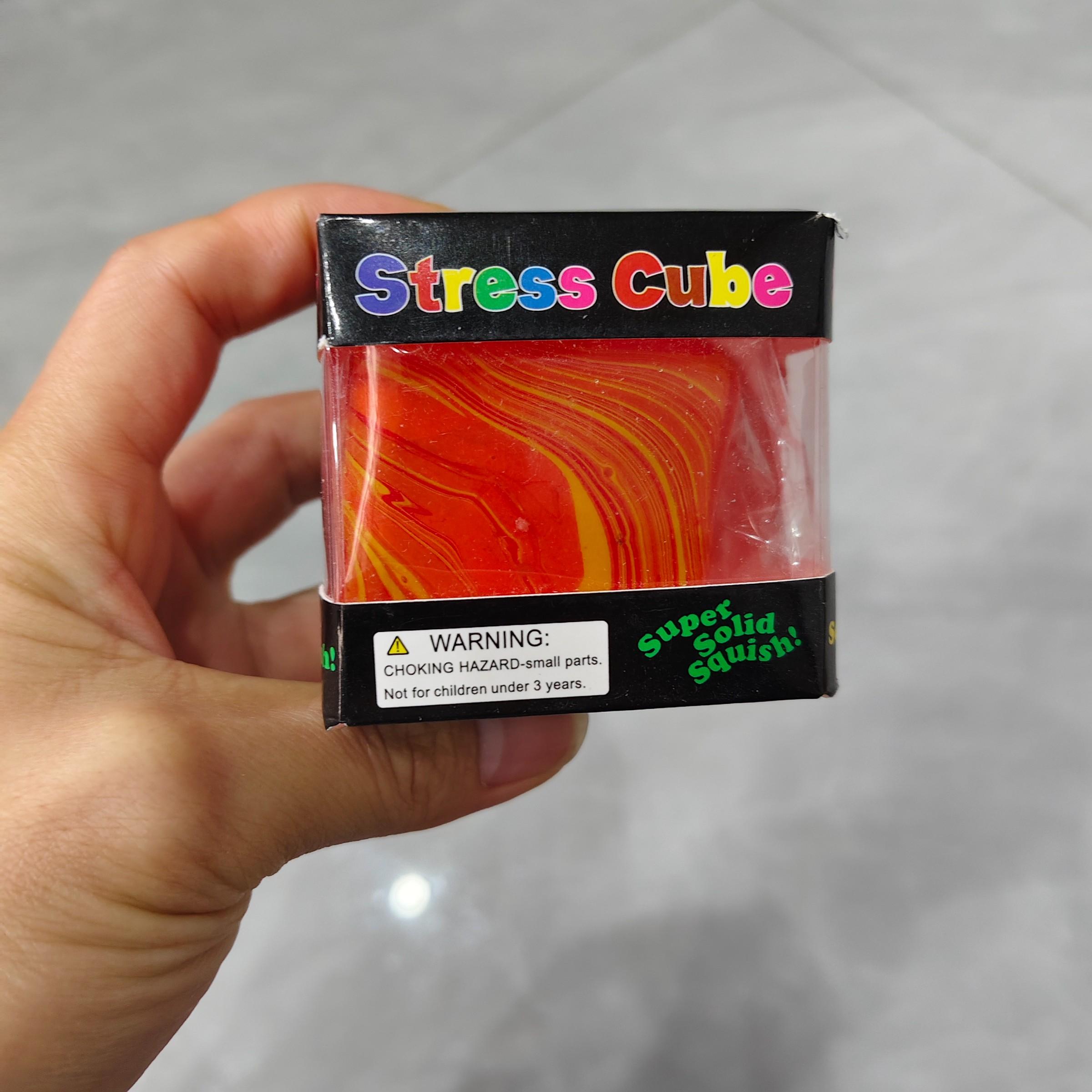 Stress Relief Toy Cube Caramel Squeeze Fun, Fashion Relaxation Toy, Ideal Stress Relief and Mood Boost Gift, Perfect Anxiety Reducer