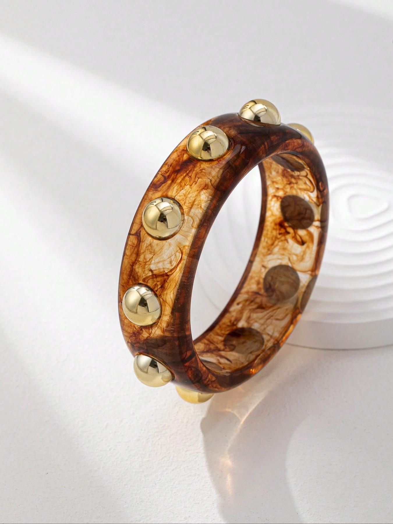 Women's 6-Piece Resin Cuff Bangle Bracelet Set, Irregular Shape Oversized Chunky Metal Clasp, Acrylic Bracelets for Daily Wear & Parties, Trendy Stack Bangle