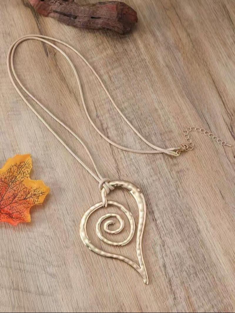 Bohemian Style Exaggerated Metal Spiral Heart Pendant Long Necklace, Vintage Unique Fit Women Sweater Chain Necklace
