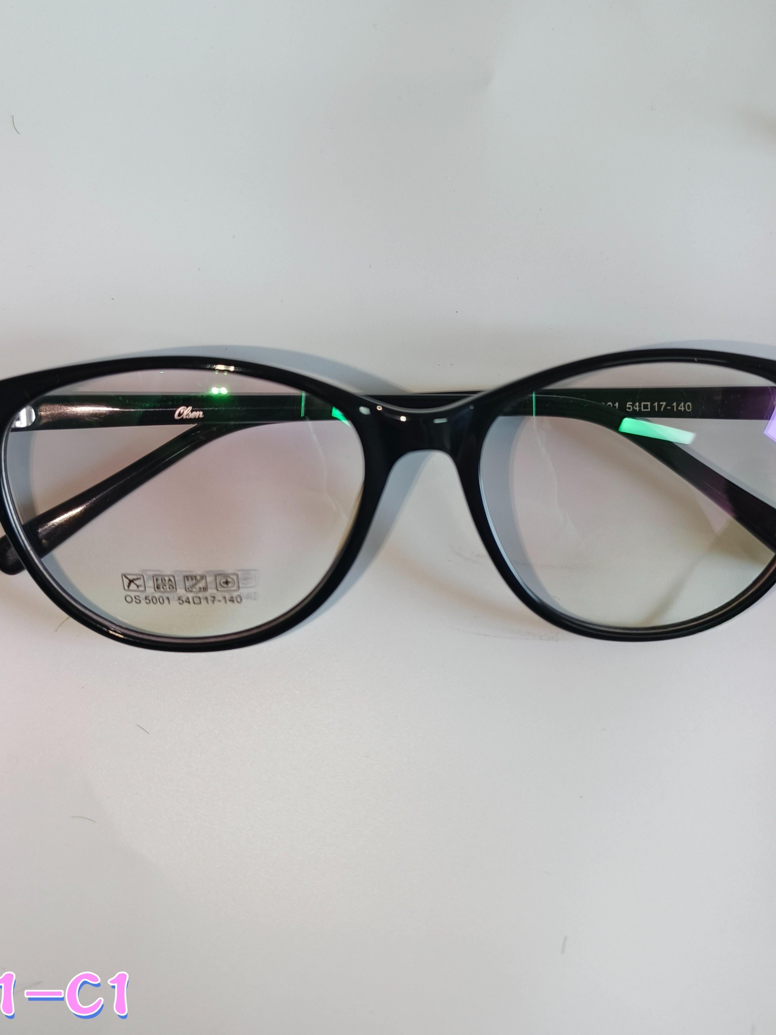Single-Piece Cat Eye Glasses Frame, Retro Sweet Cool Design, Ultra-Light Zero-Pressure Nose Fit, Multicolor Versatile Style