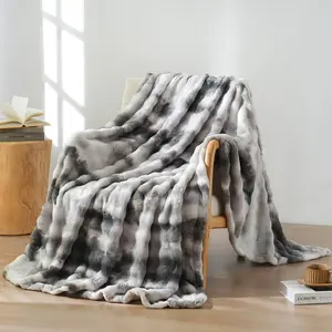 Square Checkered Fleece Throw Blanket Jacquard Boho Decorative Throw, Ultra Soft Plush Fuzzy Blanket for Couch, Bed & Travel, Thick Warm Cozy Blanket for Living Room, All Seasons