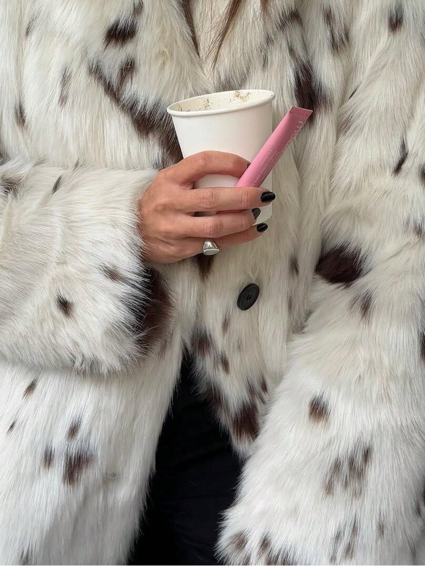 Women's Y2K Faux Fur Coat, Long Loose Winter Jacket, Long Sleeves, Spotted Animal Print Plush Outerwear, Street Style Luxury Warm Overcoat