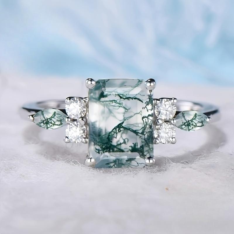 Elegant and stylish, this exquisitely crafted white cubic zirconia ring for women is perfect for parties, banquets, engagements, and as a holiday gift for ladies