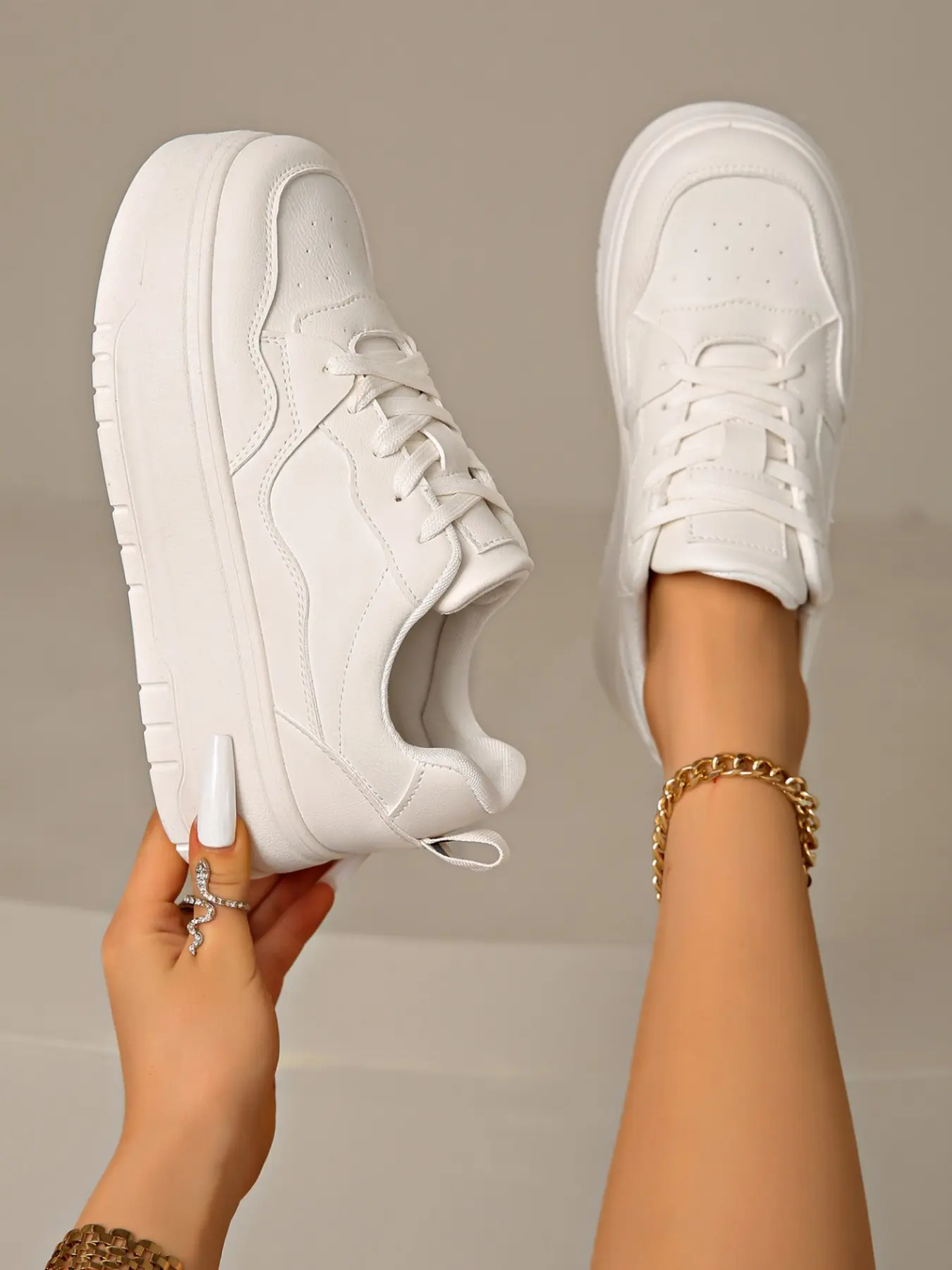 Women's Fashion Low-Top Lace-Up Sneakers, Comfortable Daily Wear Shoes, Perfect Match for Your Wardrobe Essentials