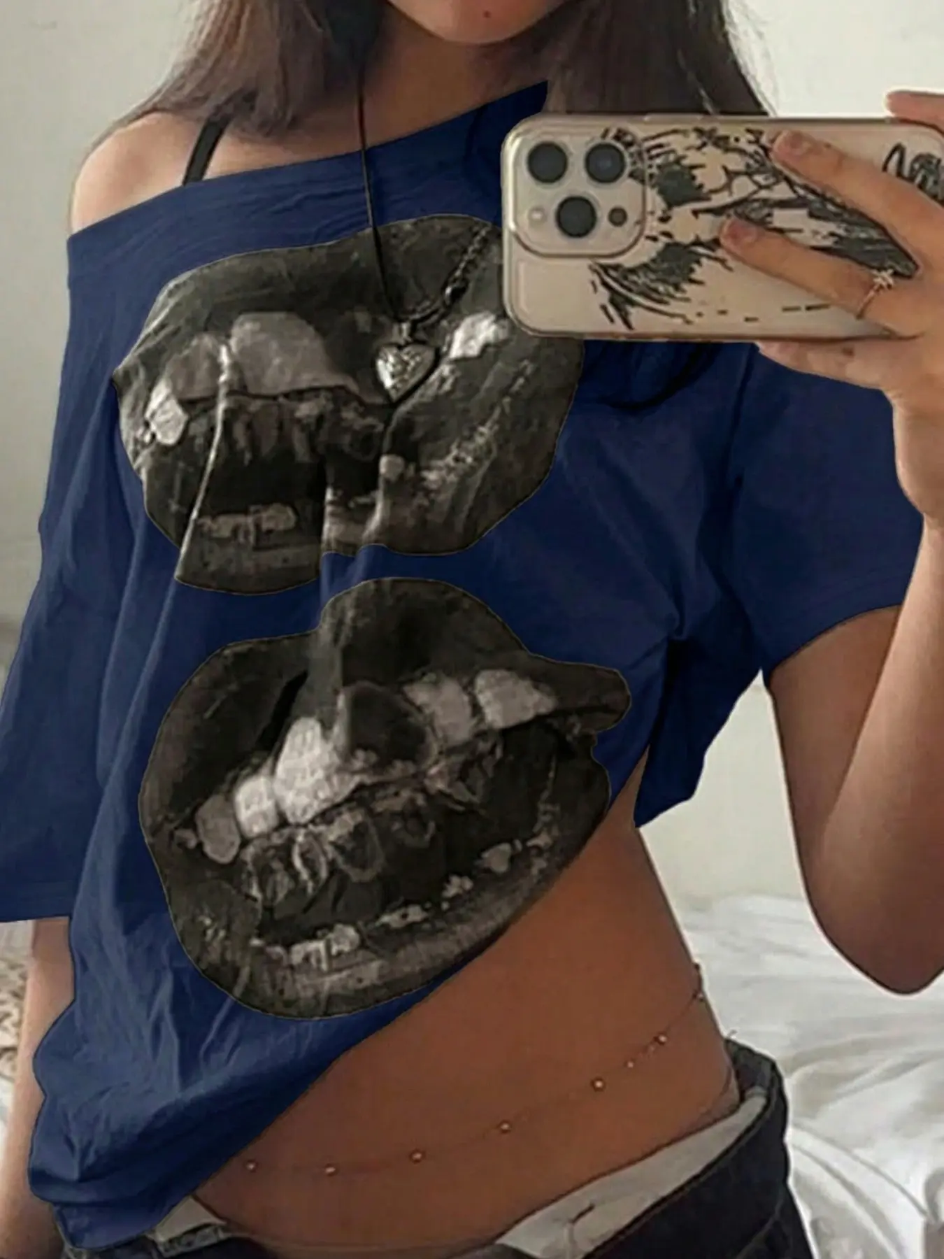 Vintage Lips Print Off-Shoulder Cropped T-Shirt, Y2K Grunge