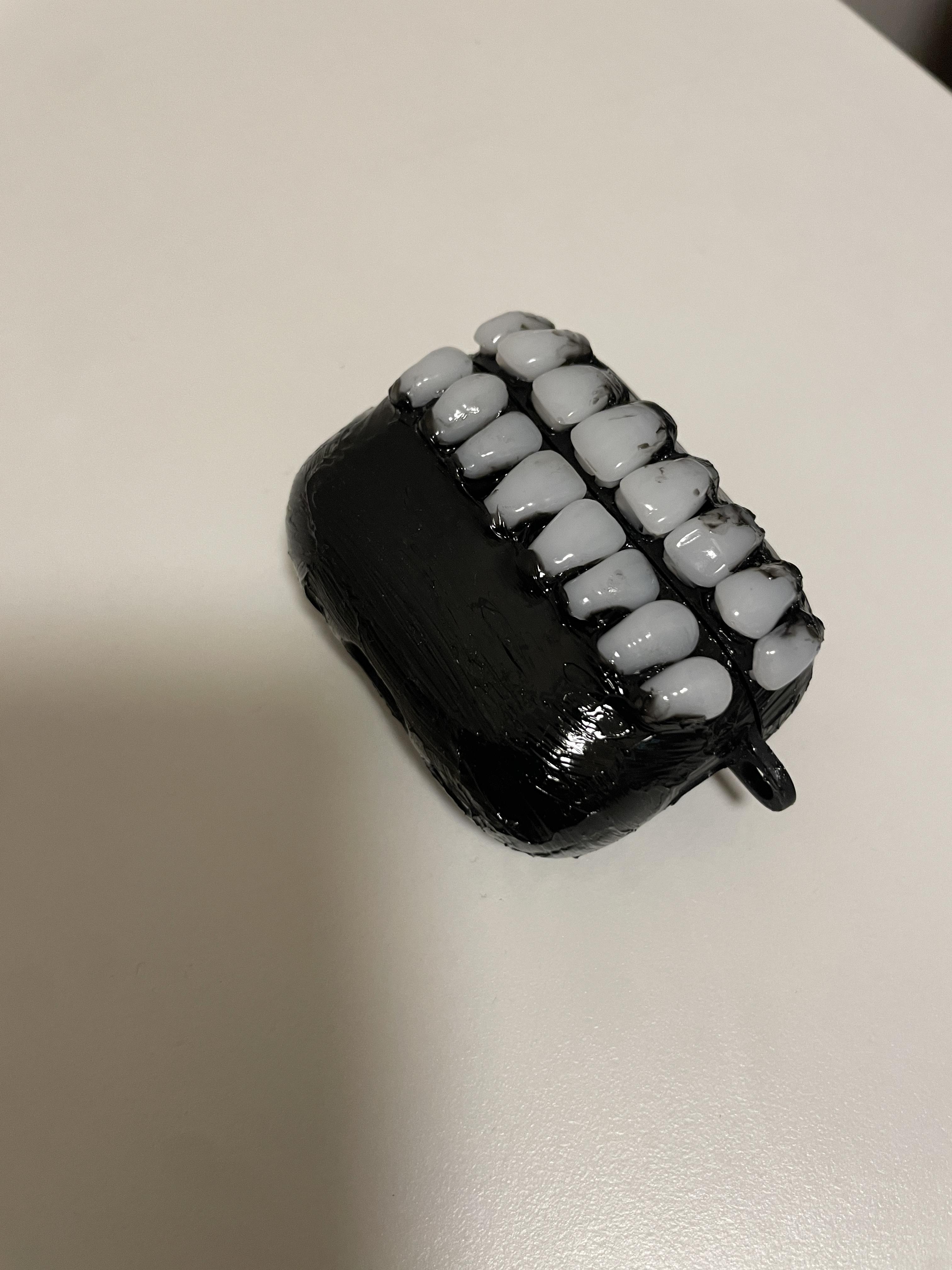 Horror Big Teeth Earphone Case, Bite-Resistant Protective Cover for 3rd & 4th Gen Headphones Pro/2/3, Shockproof Stereo Design, Earbuds, Headset