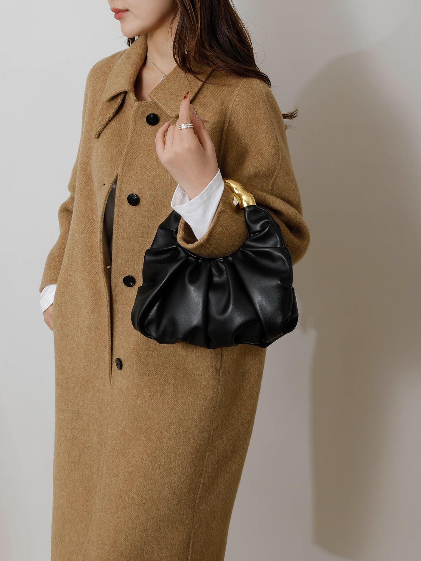 High end light luxury pleated cloud handbag, bamboo ring handle, practical texture, fashionable and versatile handbag, solid color and high quality, versatile item for dating, dinner, commuting and other occasions