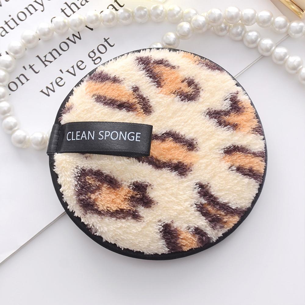 1/4pcs Leopard Print Microfiber Makeup Remover Pad, Reusable Wet & Dry Cleansing Towel, Lazy Women's Skincare Tool, Round Hanging Hook Design