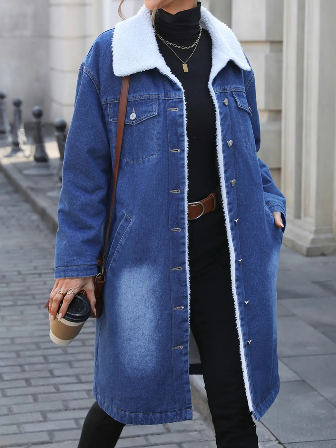 Women's Fleece Lined Long Denim Jacket, Lapel Button Front Pocket Design, Thickened Plush Inner Layer, Winter Casual Streetwear Outerwear