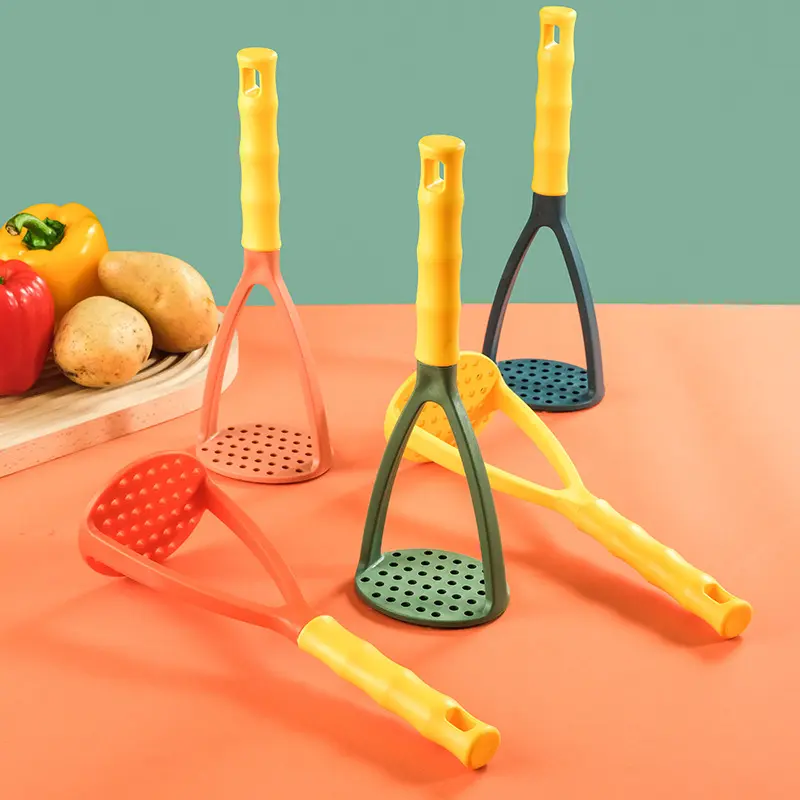 Potato Masher, Manual Non-Scratch Kitchen Masher for Potatoes, Pumpkin, Avocado, Beans & Root Vegetables, Potato Ricer Tool for Homemade Baby Food