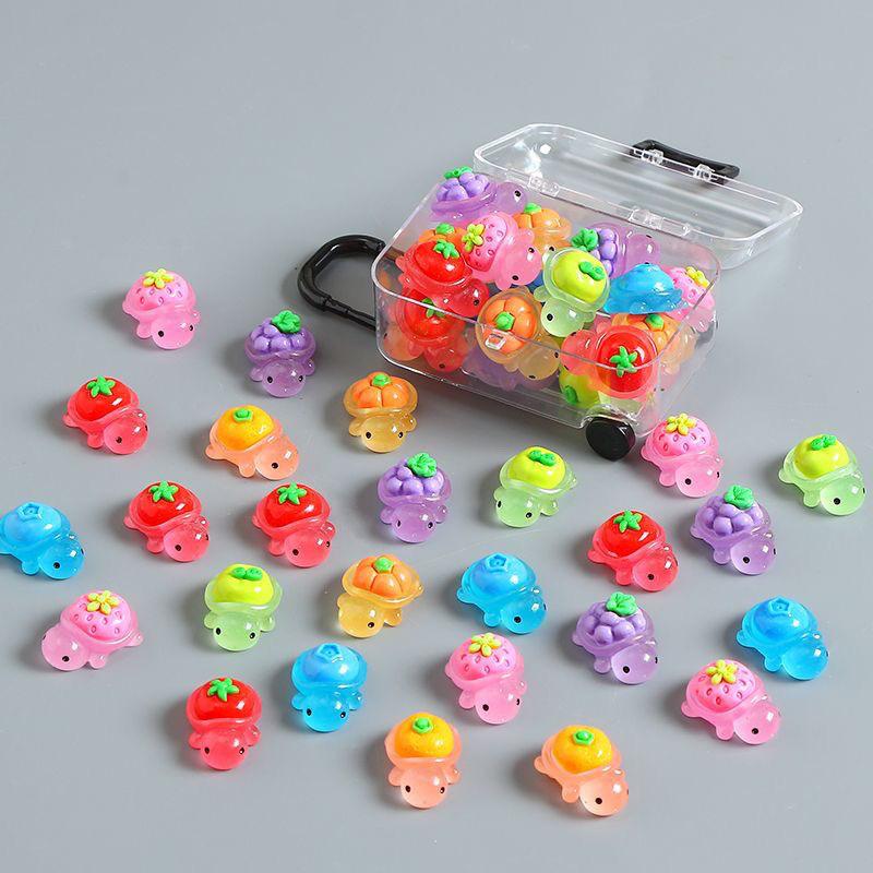 20pcs Mini Resin Tortoise Turtle Figurines + 1pc Mini Luggage Box Set, Random Shipping, Decorative Home Decor, DIY Crafts, Office Desk Decoration, Resin Animal Sculptures, Home Decor Ornament, Cute animal design