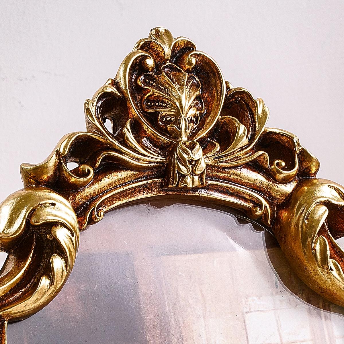 European Classical Oval Frame, Wall-Mountable or Tabletop, Includes Random Insert Paper, Ideal for Home Decor Photo Display