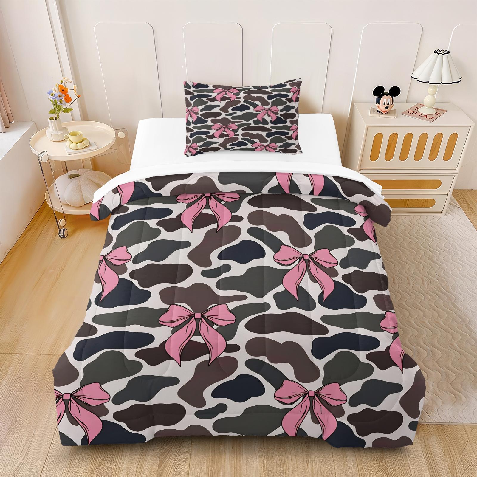 2/3 Pcs Coquette Pink Bow Print Comforter Set, Cute Y2K Aesthetic Bedding Set, Soft Warm Breathable & Fade Resistant Digital Print, Ideal for Girls Bedroom Dorm Guest Room Decor, All Season Use - Without Pillow Insert