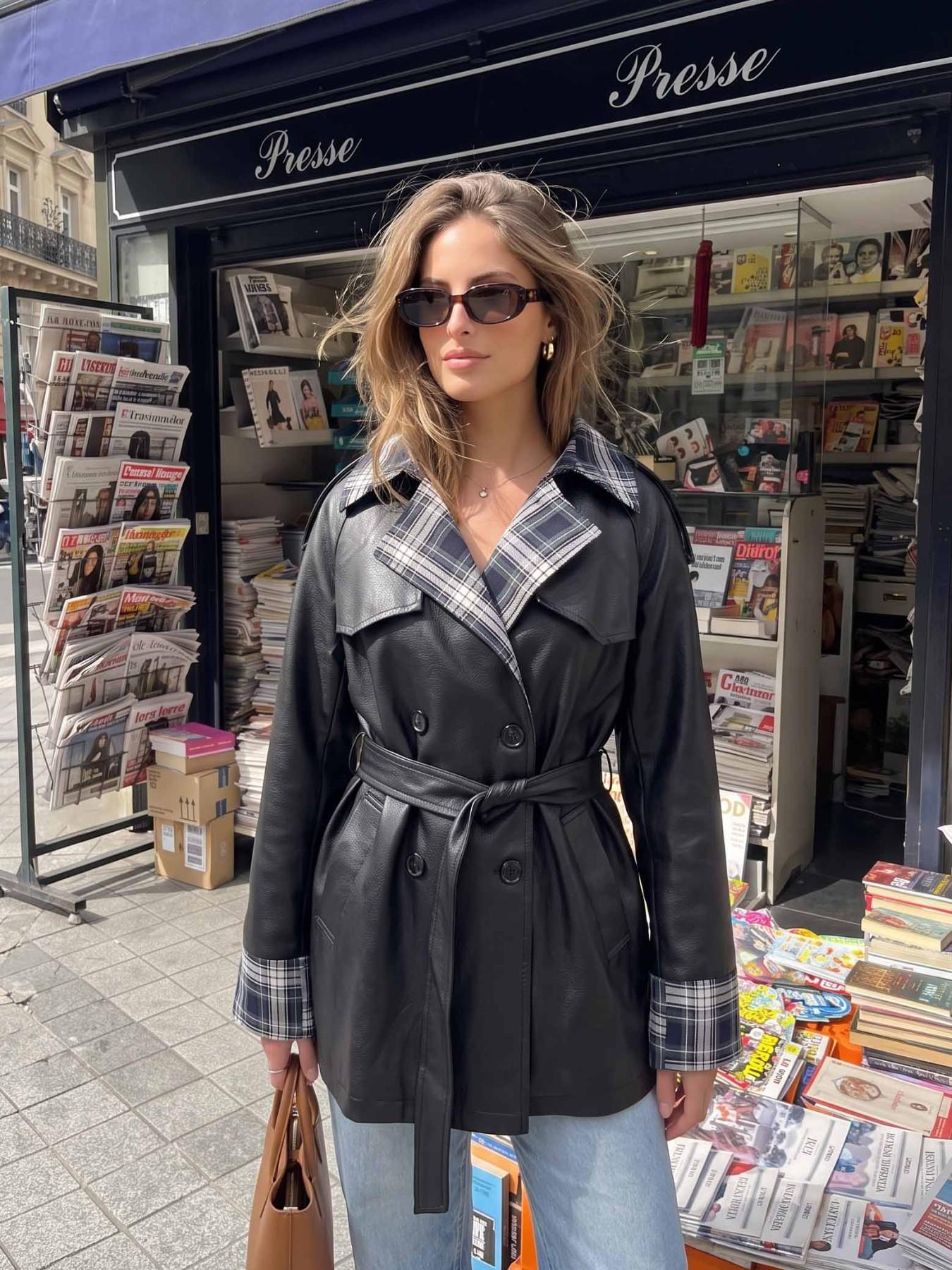 2026 Fall Winter New British Style Aesthetic Short Trench Coat for Women, Stand Collar Patchwork Plaid Fashion Loose Outerwear, Trendy Ladies Jacket