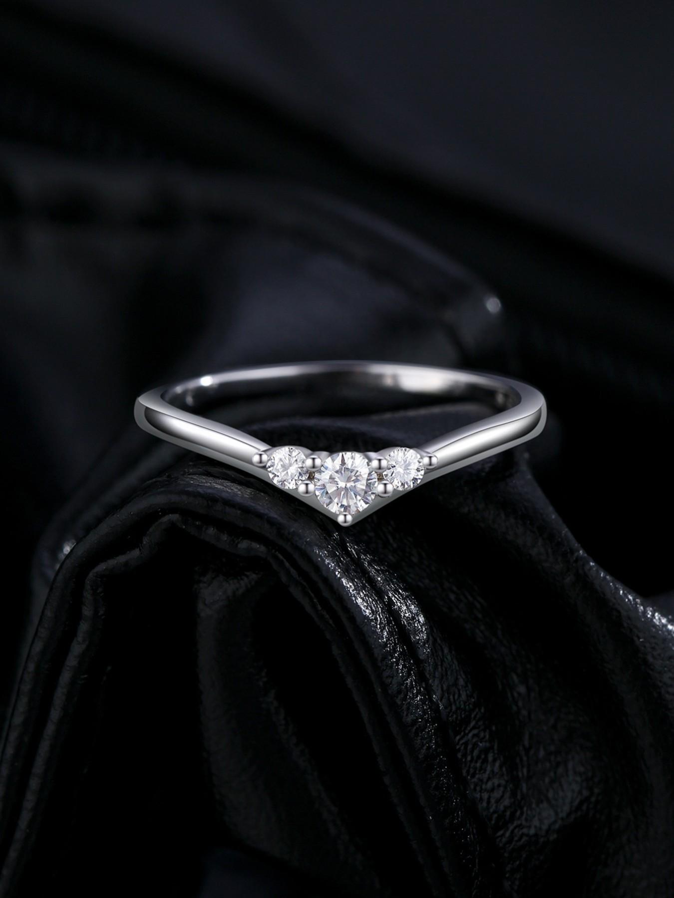 S925 Sterling Silver Moissanite Gemstone Ring, Stackable Design, Women's Everyday Luxurious Versatile Jewelry, Birthday Anniversary Valentine's Day Gift, Gift Ready