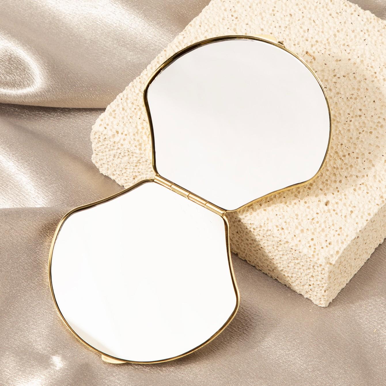 Shell Shape Dual-Sided Makeup Mirror, Silver Color Options, Portable Anti-Shock, Perfect Gift for Women, Ideal for Holidays