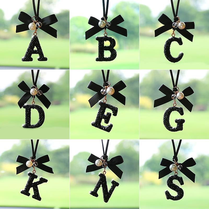 Fashion Bow Car Pendant, Letter Design Rearview Mirror Decoration, Perfect Gift for Holidays & Birthdays, Elegant Auto Accessory, Girly Car Accessories