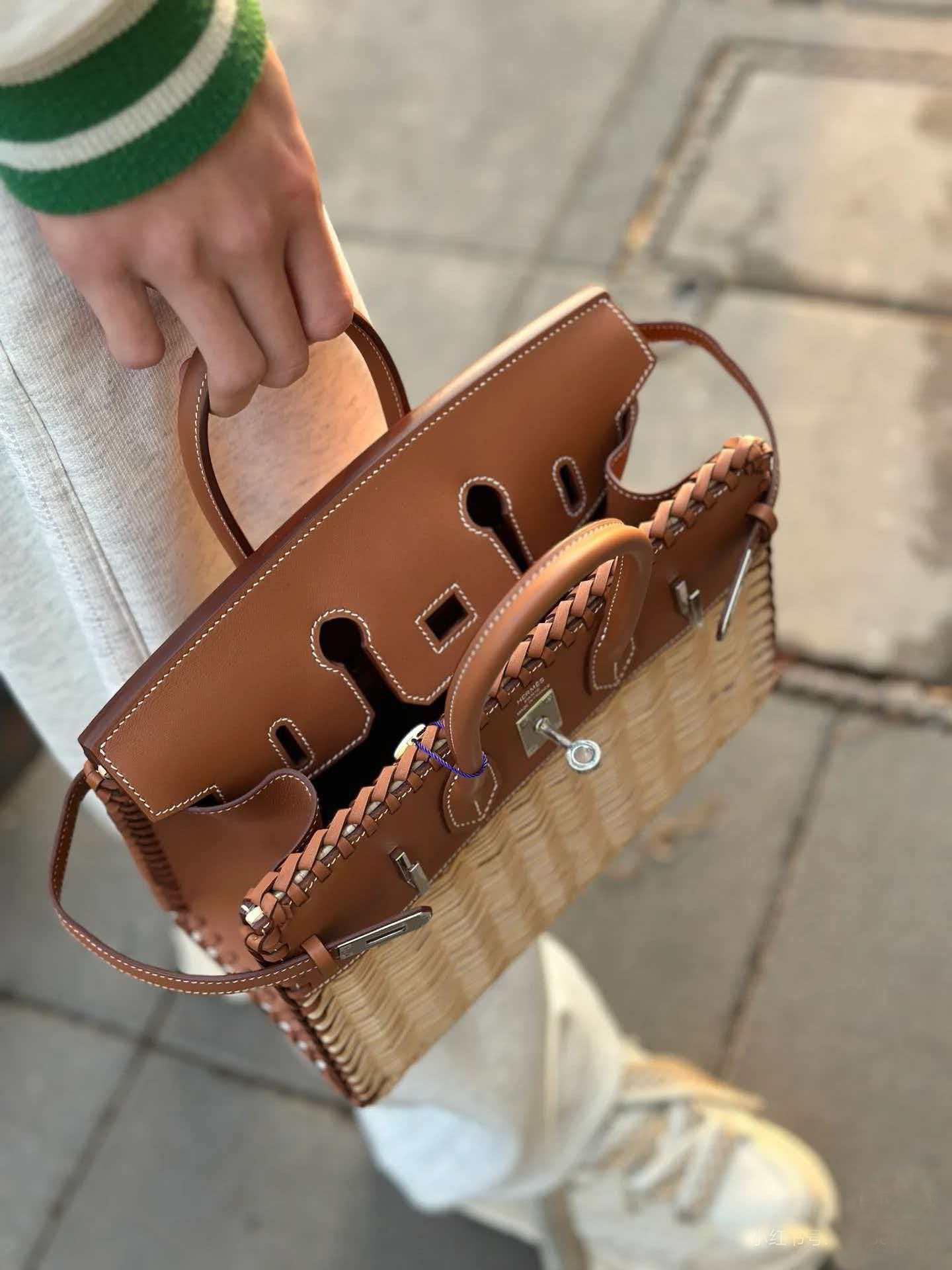 2026 Fashion Handbag, High-Quality Handmade Basket Bag, Picnic Lunch Bag, Platinum Color Bag for Girlfriend, Mother's Gift, Natural Rattan Crossbody Bag