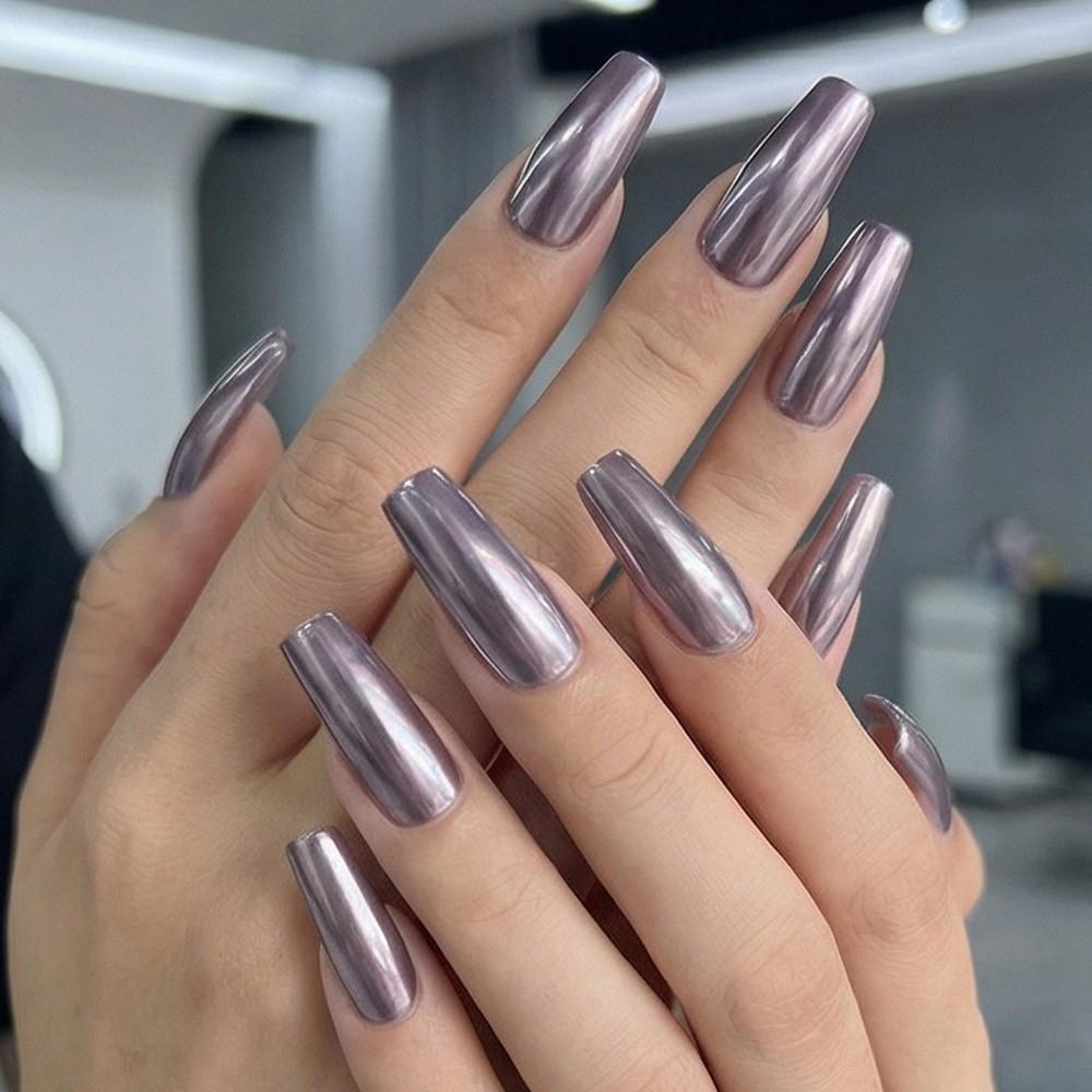 ELLE LOUREL Nails Salon Mirror Smoky Gray Nail Polish, 10ml, Compact Bottle, Portable and Easy to Carry, Quick-Dry Formula, Gentle and Non-Damaging to Nails, 1-2 Coats for Full Saturation, Long-Lasting and Scratch-Resistant, Premium Feel