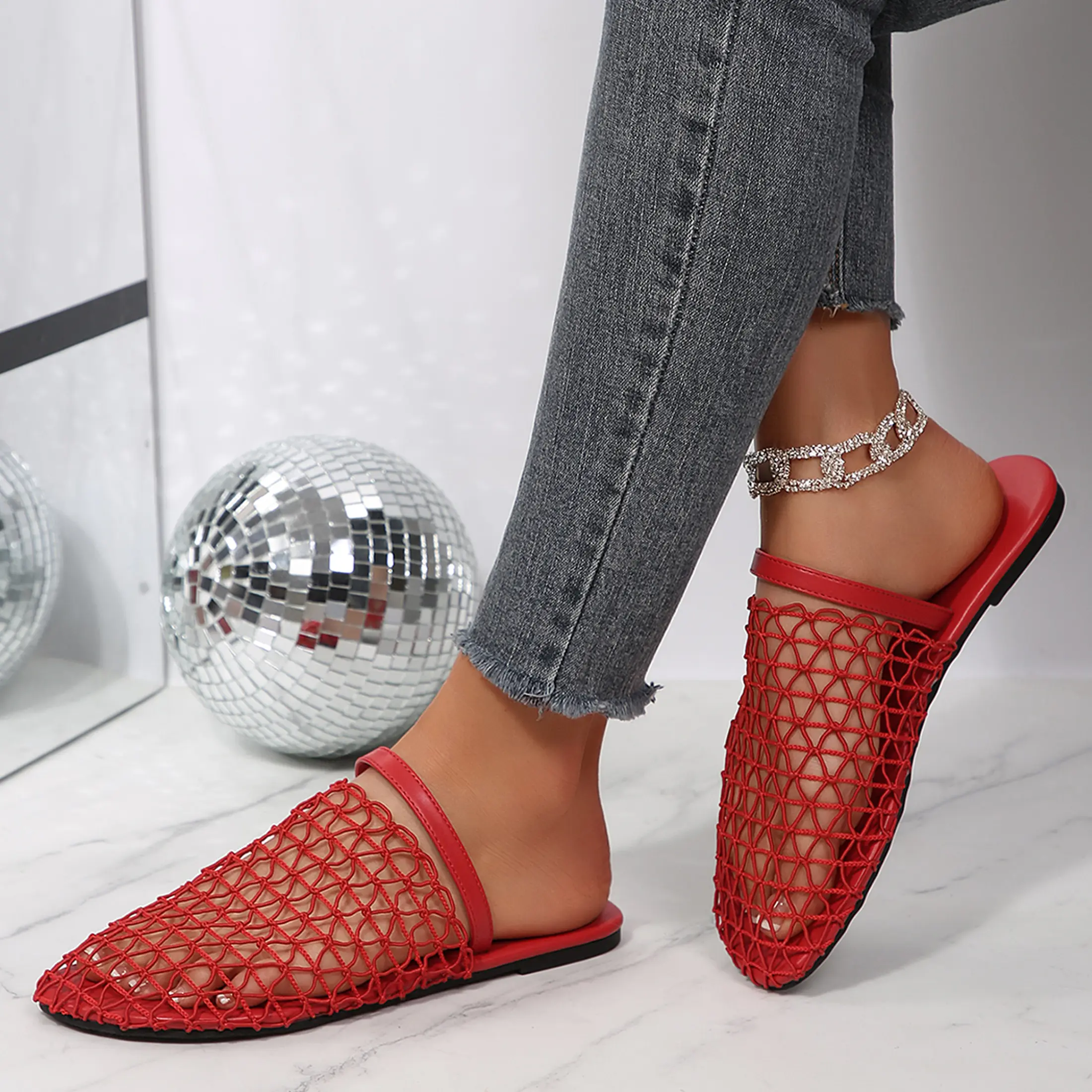 Women's Closed Toe Fishnet Slide Sandals Ladies Breathable Mesh Backless Mules Flat Walking Shoes