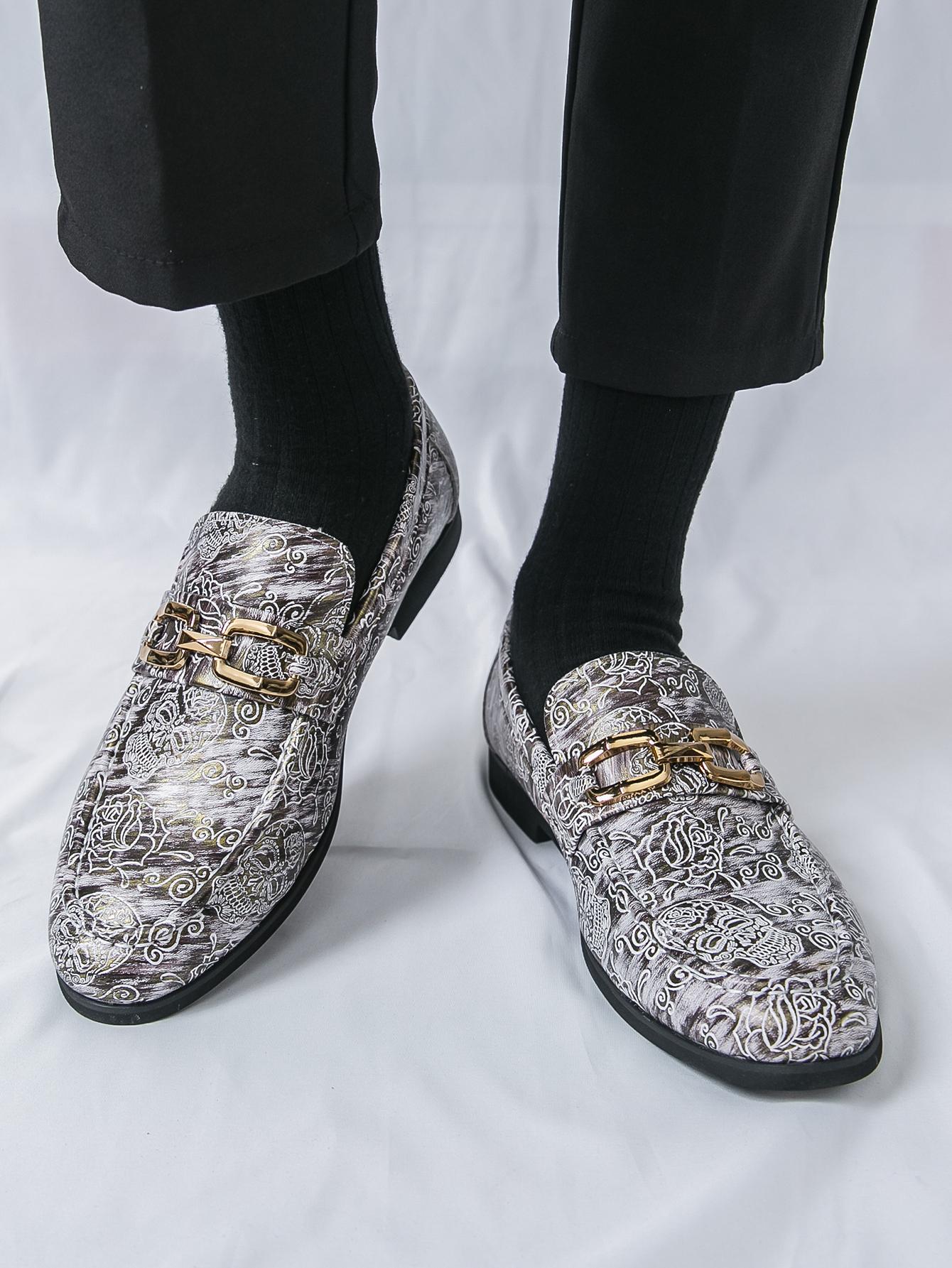 Multi-Occasion Black Gold Embossed Skull Rose Metal Buckle Men PU Leather Footwear Slip On Flat Heel Loafers, Anti-Slip Low Flat Shoes For Performance Commute Dating Party