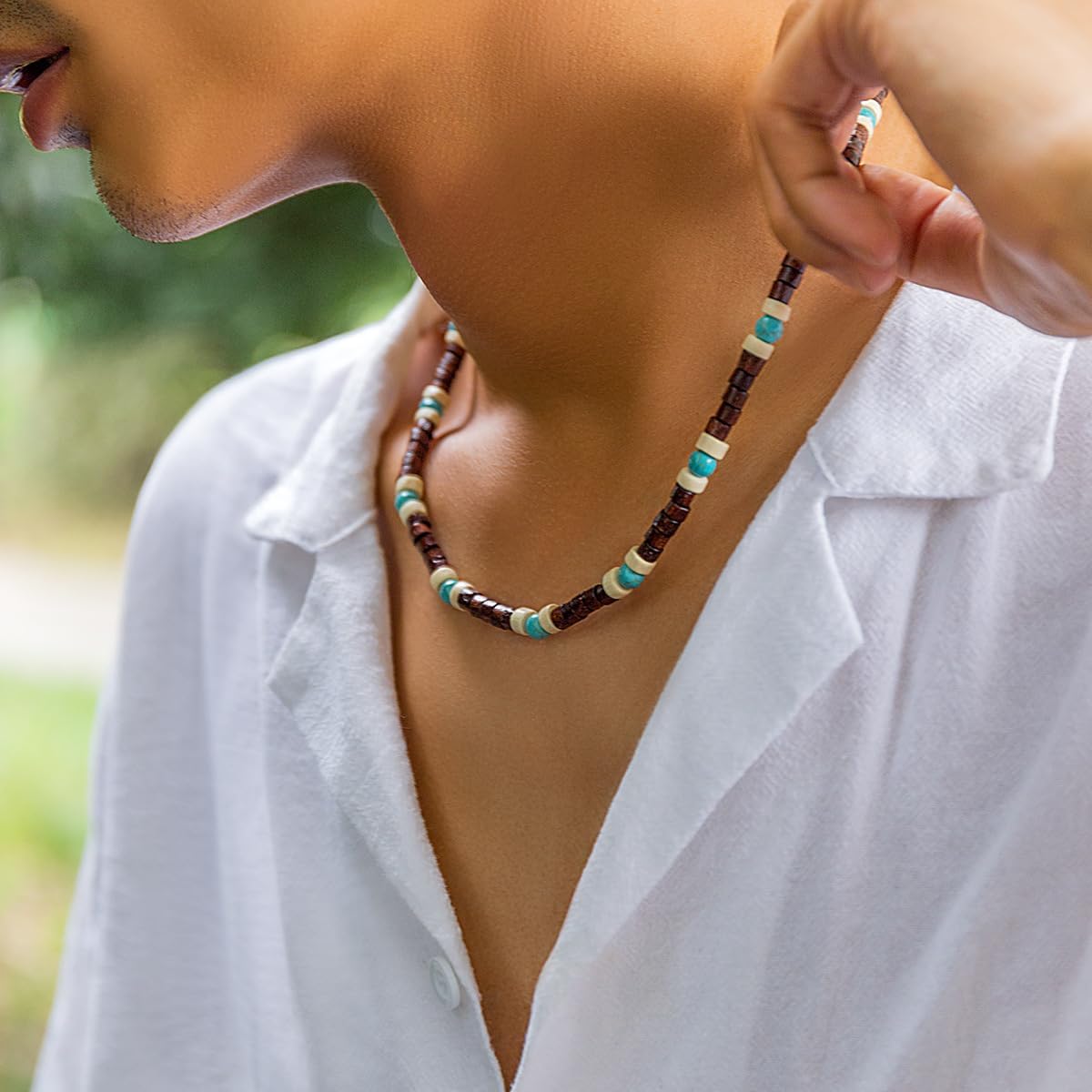 Puka Shell Necklace Beaded Necklace for Men,Men Surfer Necklace Mens Brown Coconut Seashell Turquoise Heishi Choker Necklace for Women,Summer Conch Beach Necklace