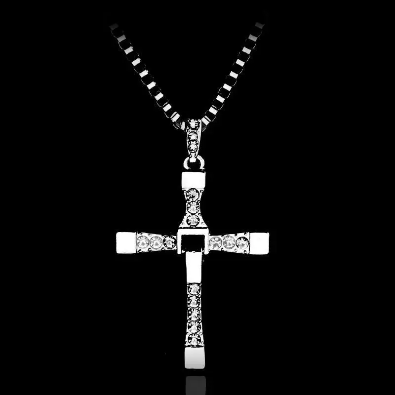 Racing Car Enthusiast Cross Pendant Necklace Movies Actor Dominic Toretto Crystal Cross Necklaces Jewelry For Men Gifts