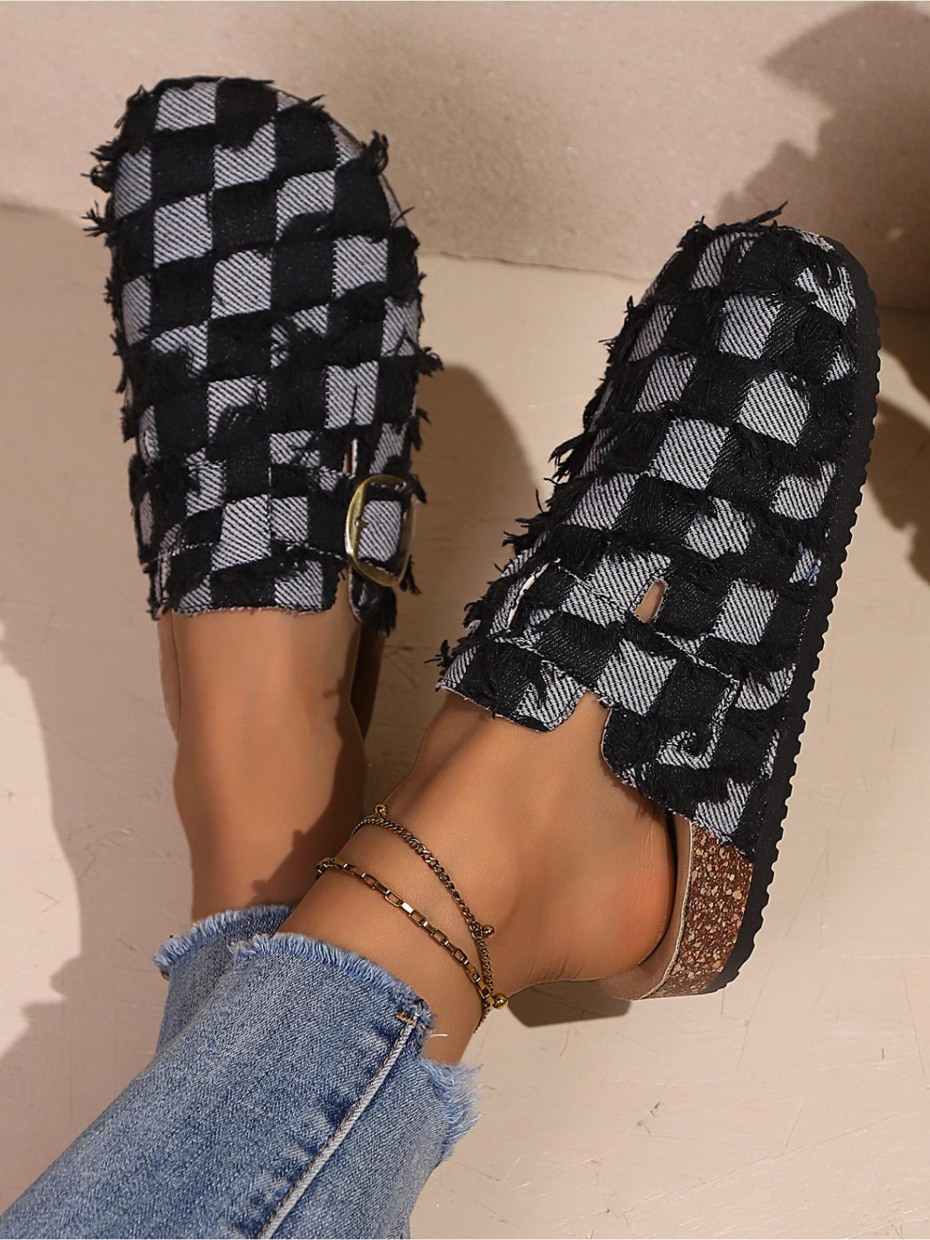2026 New Women's Frayed Denim Checkered Mules, Vintage Distressed Plaid Closed Toe Clogs, Comfortable Slip On Slides for Summer OutdoorWomen's Black White Checkered Denim Mules, Frayed Distressed Plaid Buckle Strap Clogs, Casual Closed Toe Slides for All