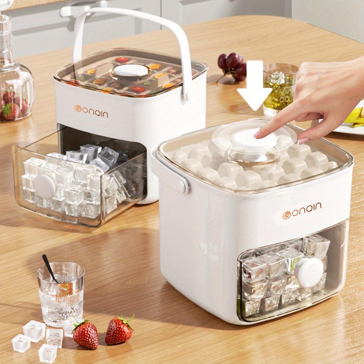 Extra-Large 48-Ice Cube Maker, Easy Glide Design, Double Layer, Food-Grade Plastic, Ideal for Whiskey & Cocktails, Essential Kitchen Tool