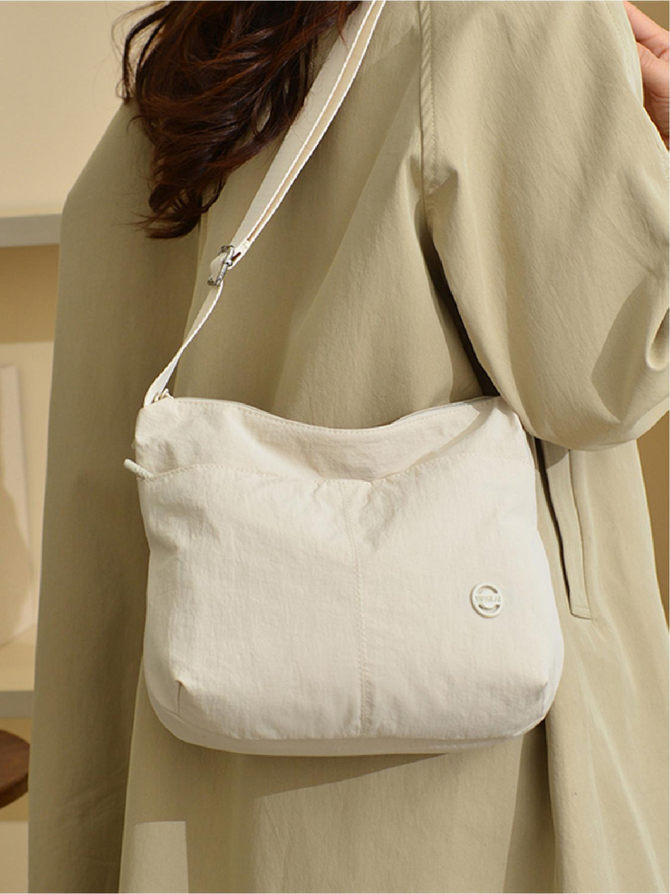 Casual Lightweight Mid-Age Mom Bag, Handbag Shoulder Purse, Multi-Layer Shoulder Bag, Solid Color Zipper Closure Crossbody Bag, Crossbody Messenger Bag, Stylish Daily Use Accessory