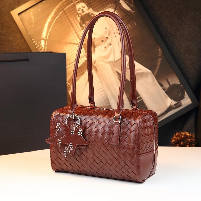 Elegant Woven Boston Bag for Women, Vintage Handbag Pillow Design, Unique Shoulder Crossbody Bag, Stylish and Versatile Accessory