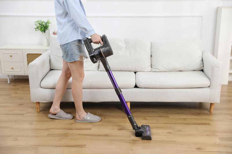 Cordless handheld vacuum cleaner, with a power of 450 watts, 45 kilopascals of powerful suction, a 2200 mAh battery that lasts for 50 minutes, has 6 functions, and the battery pack can be detached. It is suitable for pet hair and carpets.