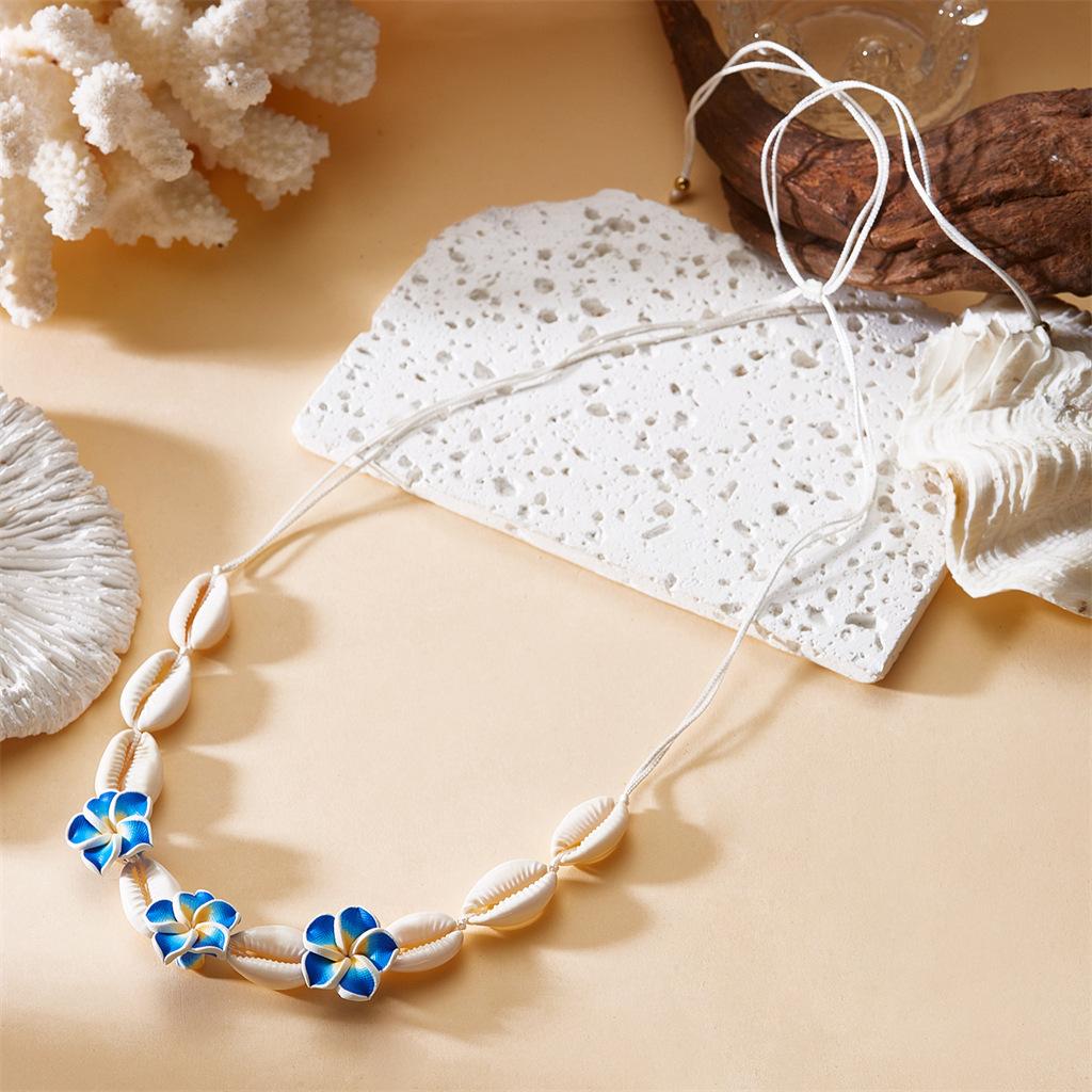 Boho Beach Necklace for Women Handmade Shell and Hibiscus Flower Pendant Summer Vacation Jewelry Tropical Resort Accessory Lightweight Bohemian Style Necklace
