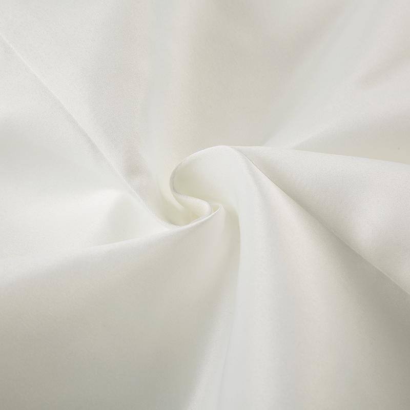 Women's elegant white slim-fit strapless floor-length dress with simple chest-shaped back strap design for evening gowns, suitable for wedding parties, clubs, formal wear, Classy Dresses