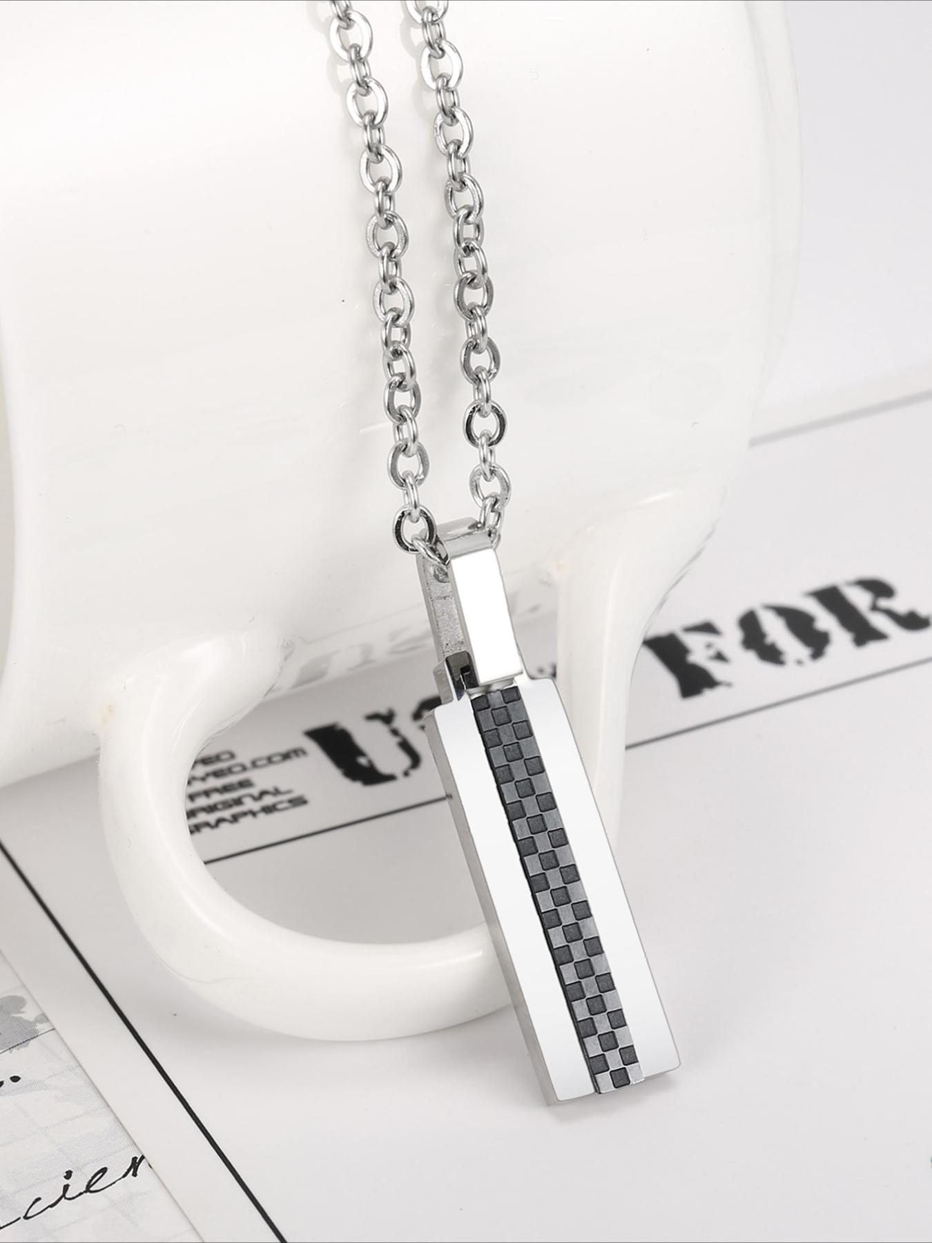 Checkered Square Pendant Necklace, Stainless Steel Does Not Fade, Fashionable and Trendy Accessory, Versatile for Daily Use