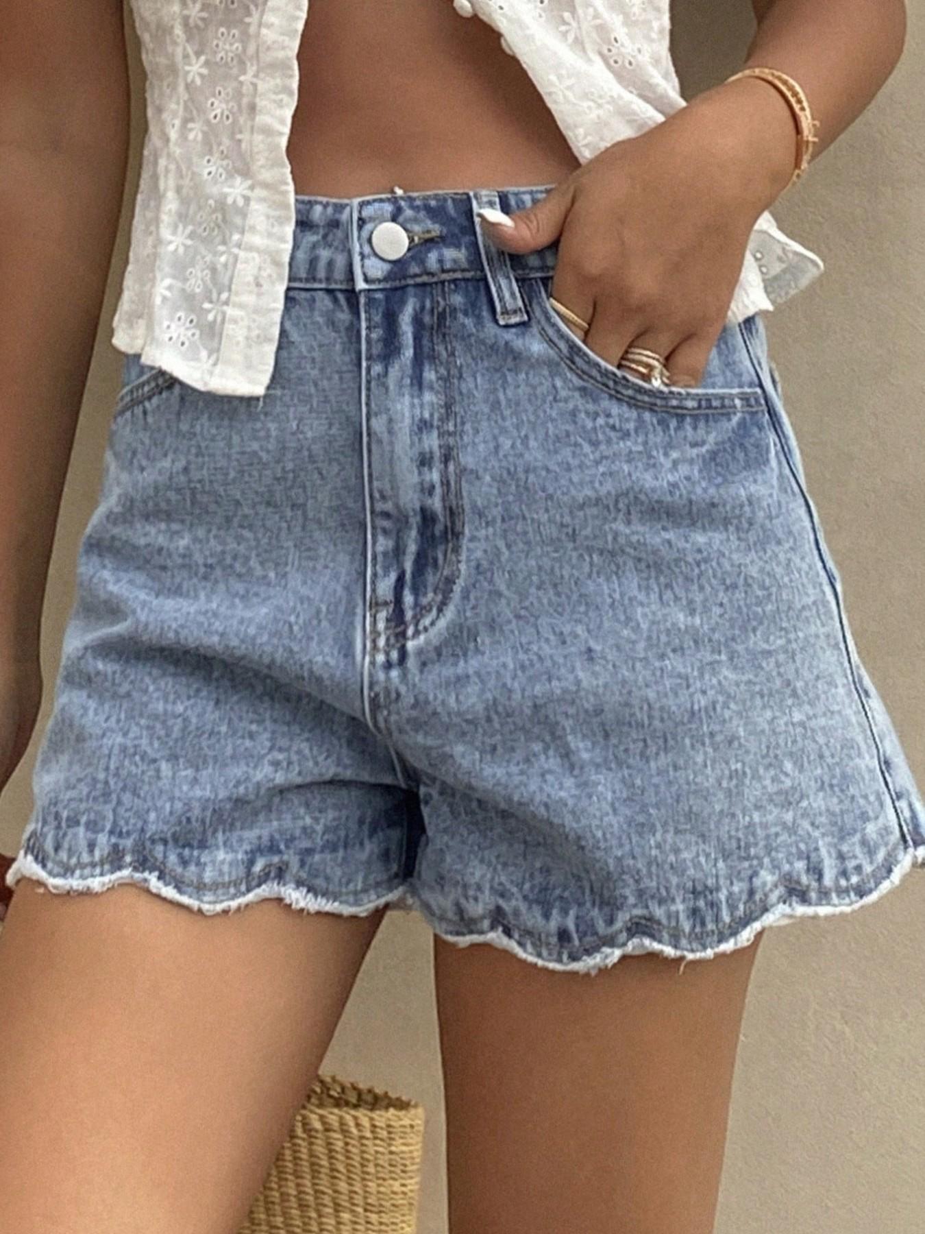 New Summer Women's Wavy Hem Light Wash Light Blue Denim Shorts, High Waist Design for Longer Look, Casual Sweet Summer Everyday Style, Casual Fashionable Shorts