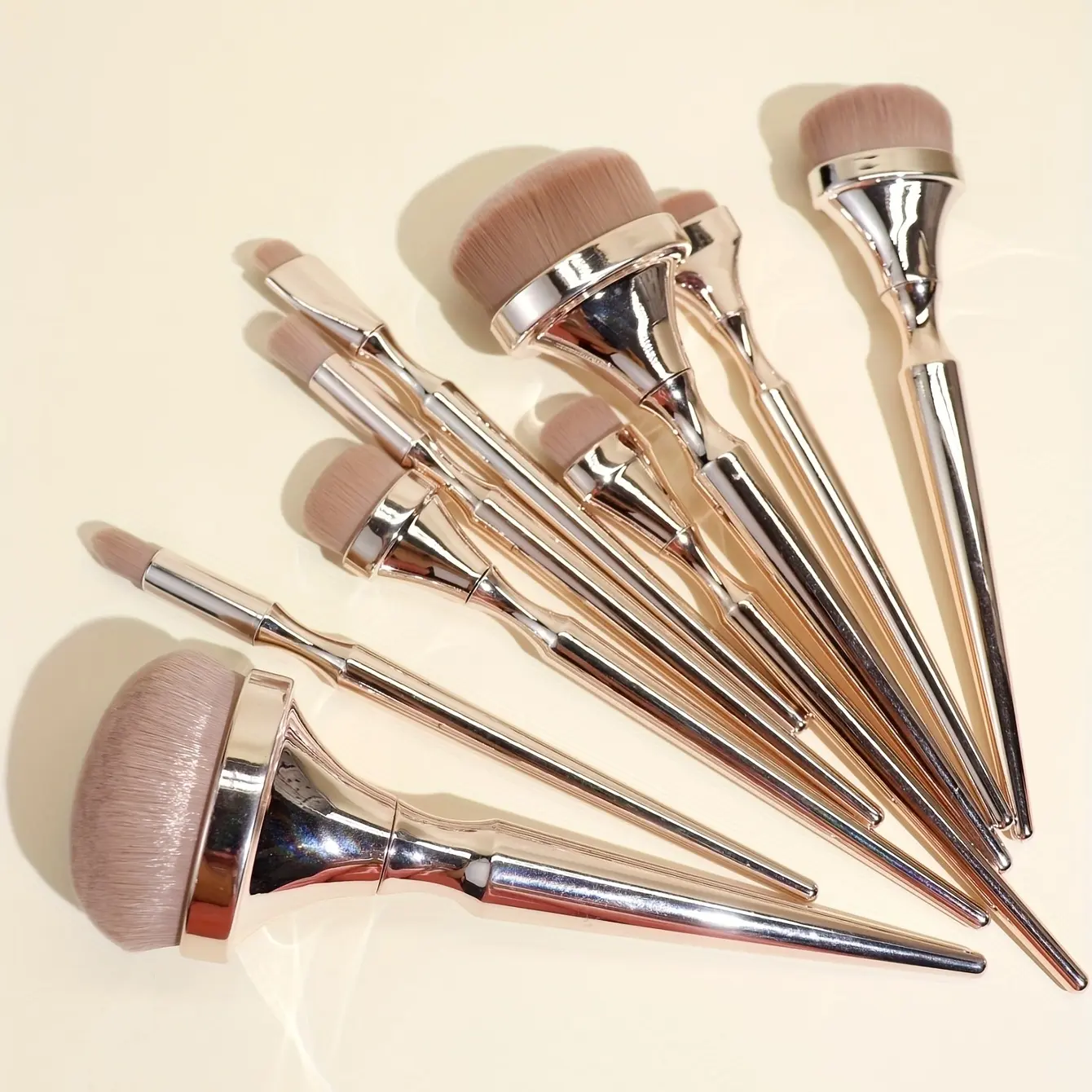 9 Professional Rose Gold Makeup Brushes Set Cosmetic Brush Set BB Cream Grooming Brush Foundation Brush Eyeliner Brush Full Set of Beauty Tools