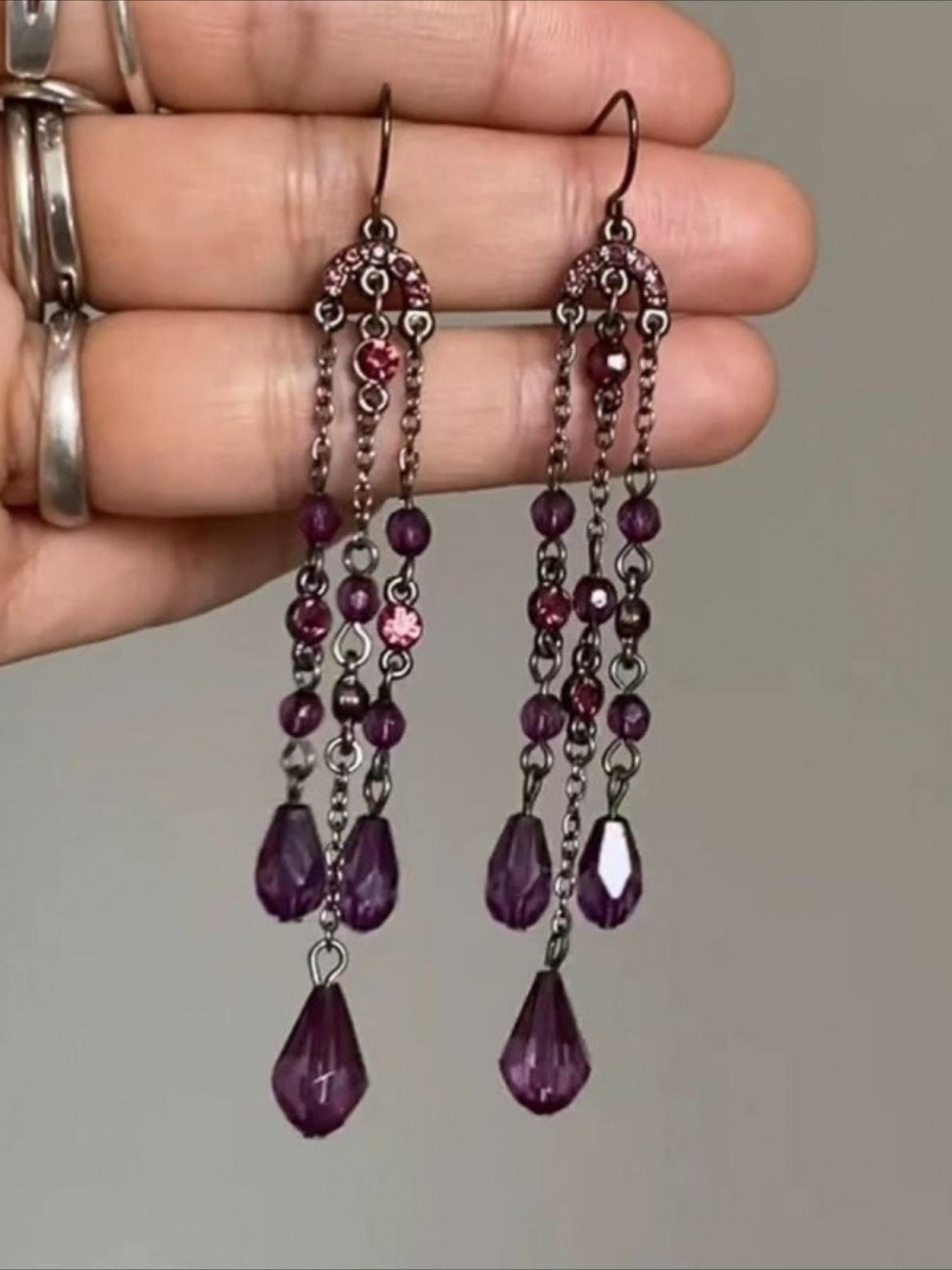 1 Pair of Bohemian-Style Long Earrings with Mysterious Purple Beads and Fringe – Women's Earrings with A Retro, Elegant, and Sophisticated Look, Perfect for Parties and Vacations