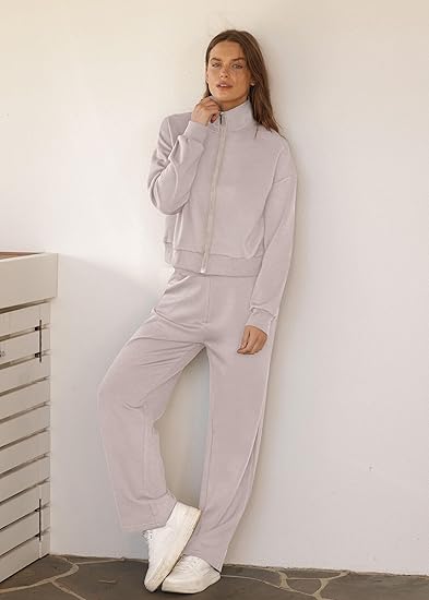 WIHOLL Lounge Sets for Women 2025 Sweatsuit 2 Piece Outfits Sweatshirt Wide Leg Sweatpant Tracksuit Matching Set SpringStatements
