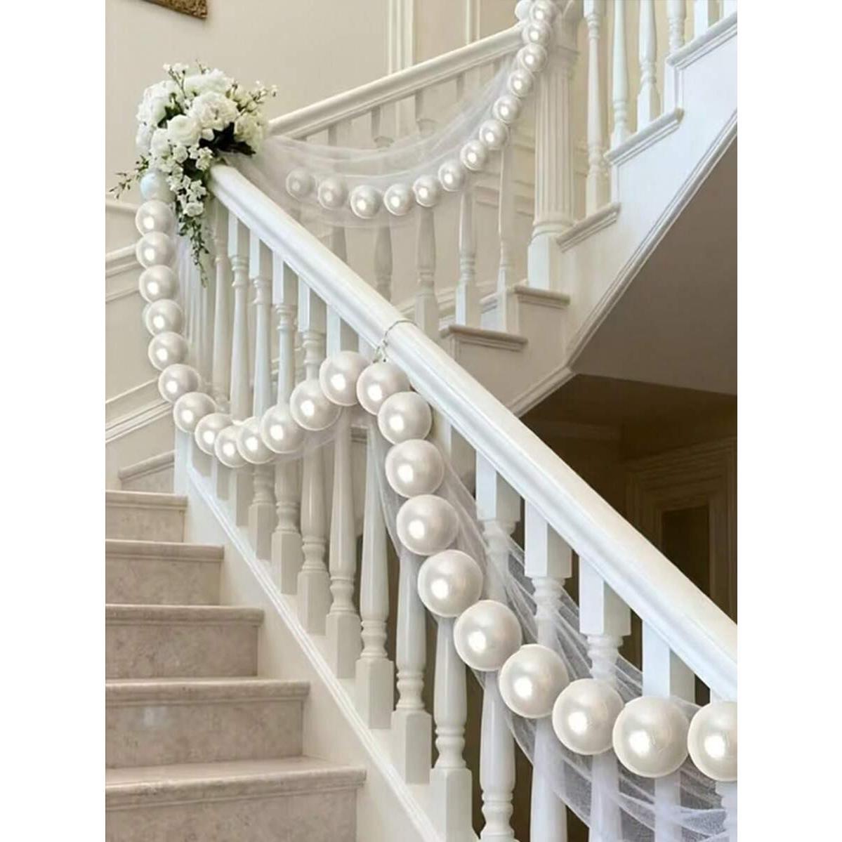 30pcs Giant Pearl String Pendant Decor, White Round Faux Pearl Backdrop Wall Hanging, Wedding Ceremony Decoration, DIY Pearl Garland, Pearl Wreath Stair Decor, White Faux Pearl Christmas Tree Wreath, Party Decoration