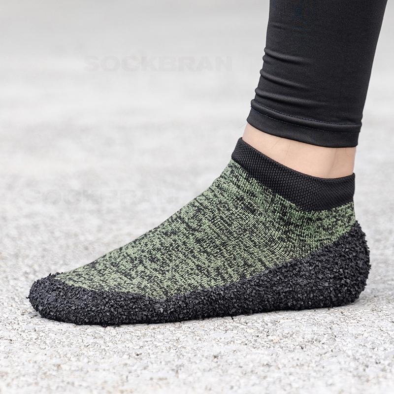 Multifunctional Barefoot Sock Shoes! Classic Women's and Couple's Sock Shoes In Plus Sizes, Lightweight, Foldable, Portable Slip-on Style, Breathable, Non-slip, Quick-drying, Perfect for Beach, Diving, Canyoning, Swimming, Yoga, Fitness, and Jogging.