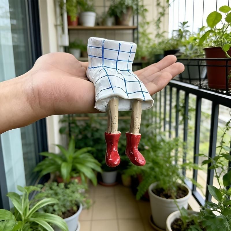 Resin Statue Base Planter, Ideal for Succulents, Cacti, Small Plants, Outdoor Use, Modern Home Office Decor, Balcony Ornament