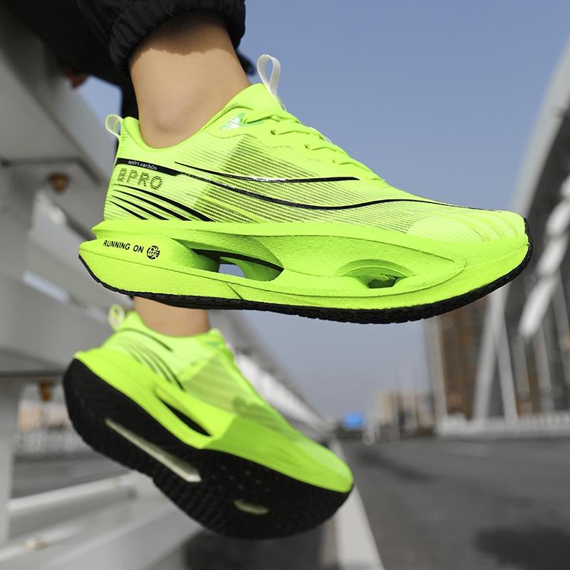 High-End Carbon Plate Cushioning Sneakers | Unisex Walking Running Sneakers Breathable Soft Anti-Slip Wear-Resistant 35-45