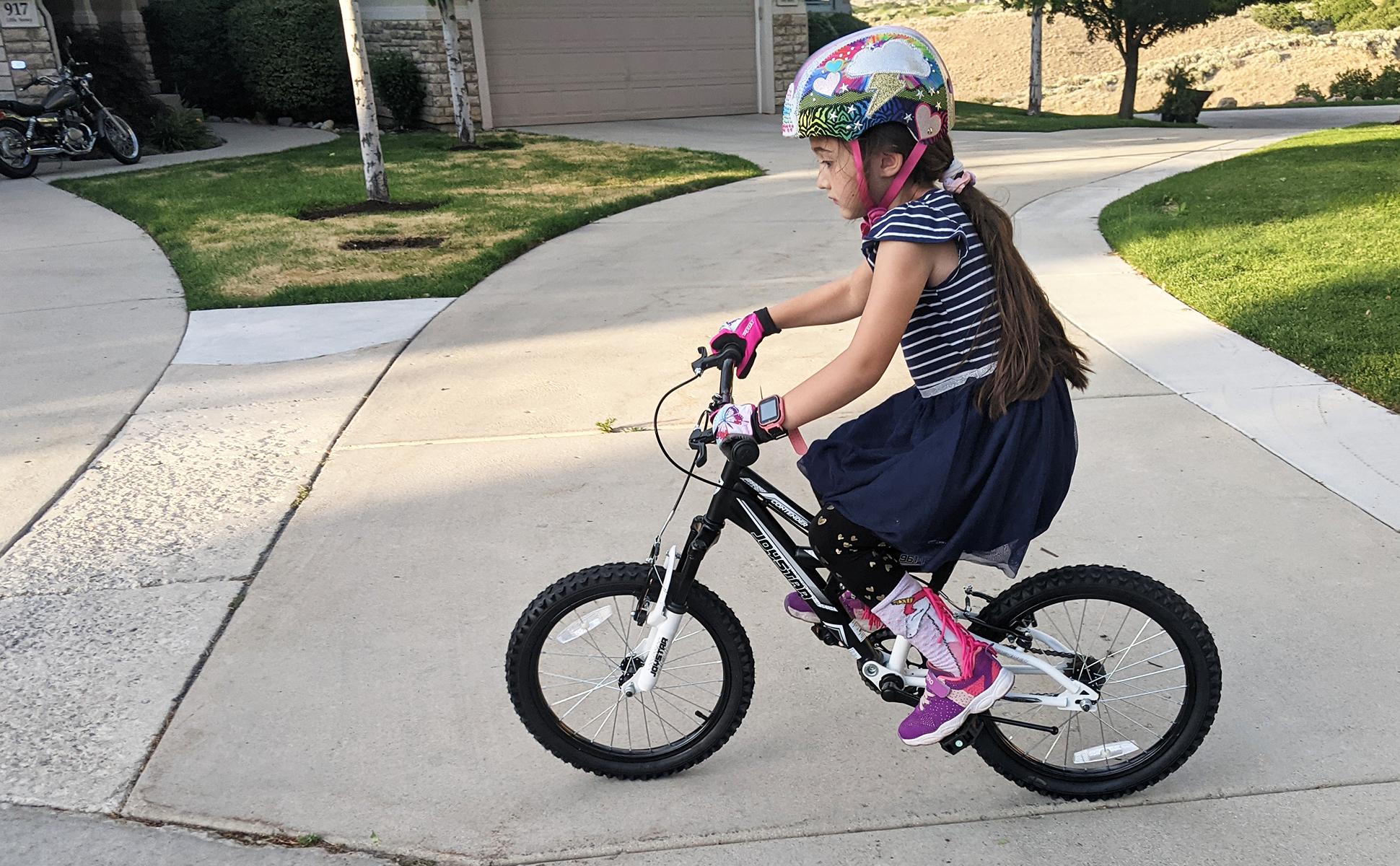 JOYSTAR Mountain Bike 20 Inch Kids' Bike Dual-Suspension Boys Girls Ages 7-13 Years Old Dual Handbrake Kickstand bmx santa cruz v10