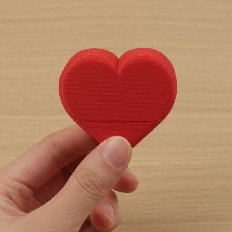 Funny Valentine's Day Heart-Shaped Middle Finger Gift Box, Gag Gift Box Party Favor, Available in 1 or 2 Pieces