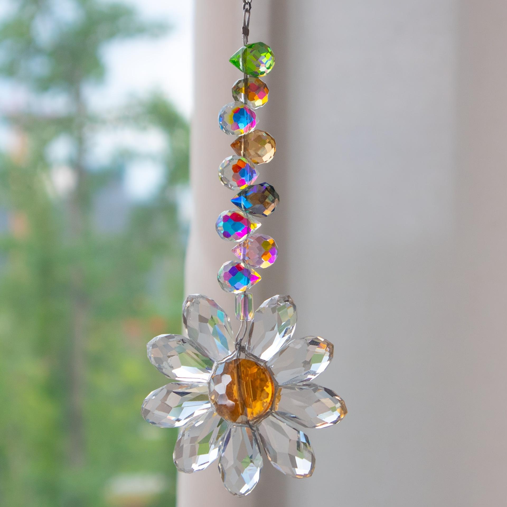Hangable Sunflower Crystal Suncatcher - 6-Color Rainbow Maker Prism Hanging Decor, Window Light Catcher, Aesthetic Home Garden Ornament Gift