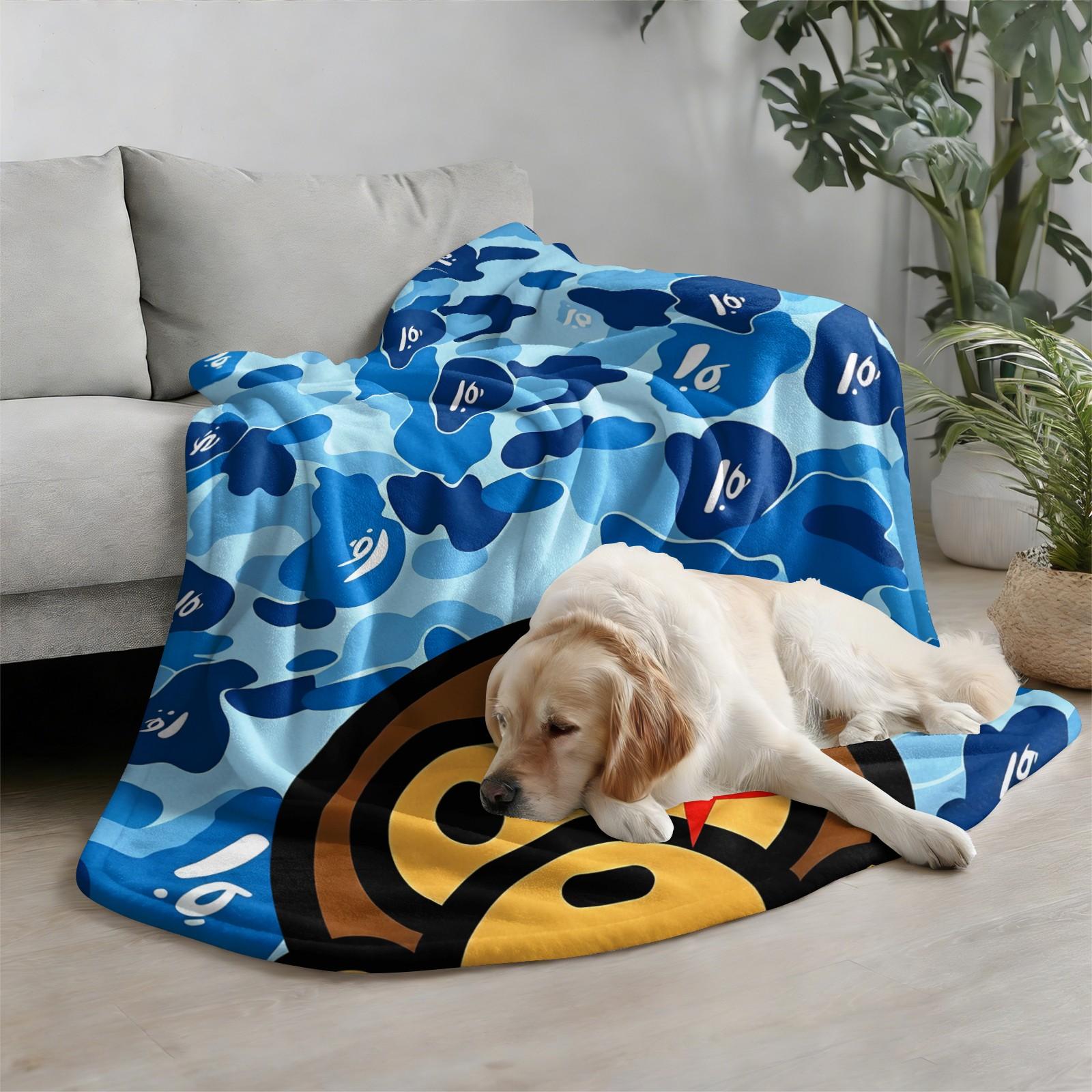 Blue Camouflage Cartoon Ape Red Star Lightning Bolts Flannel Blanket, Soft and Lightweight Durable, Ideal for Bedroom Dorm Gaming Room Decor, Sofa Throw Cover, Office Nap Mat, Car Cover Blanket and Cool Gift