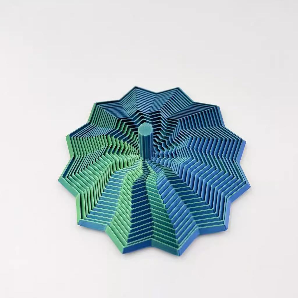 Rainbow Spiral Geometric Pyramid Stress Relief Toy, Expandable Stretch Spring Fun, Colorful Sensory Universal Toy for Desk Games